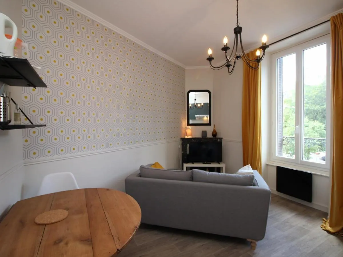 Apartment Mont-Dore Centre: T2 Bis 4 Pers, Wifi, Tout Equipe - Fr-1-608-89